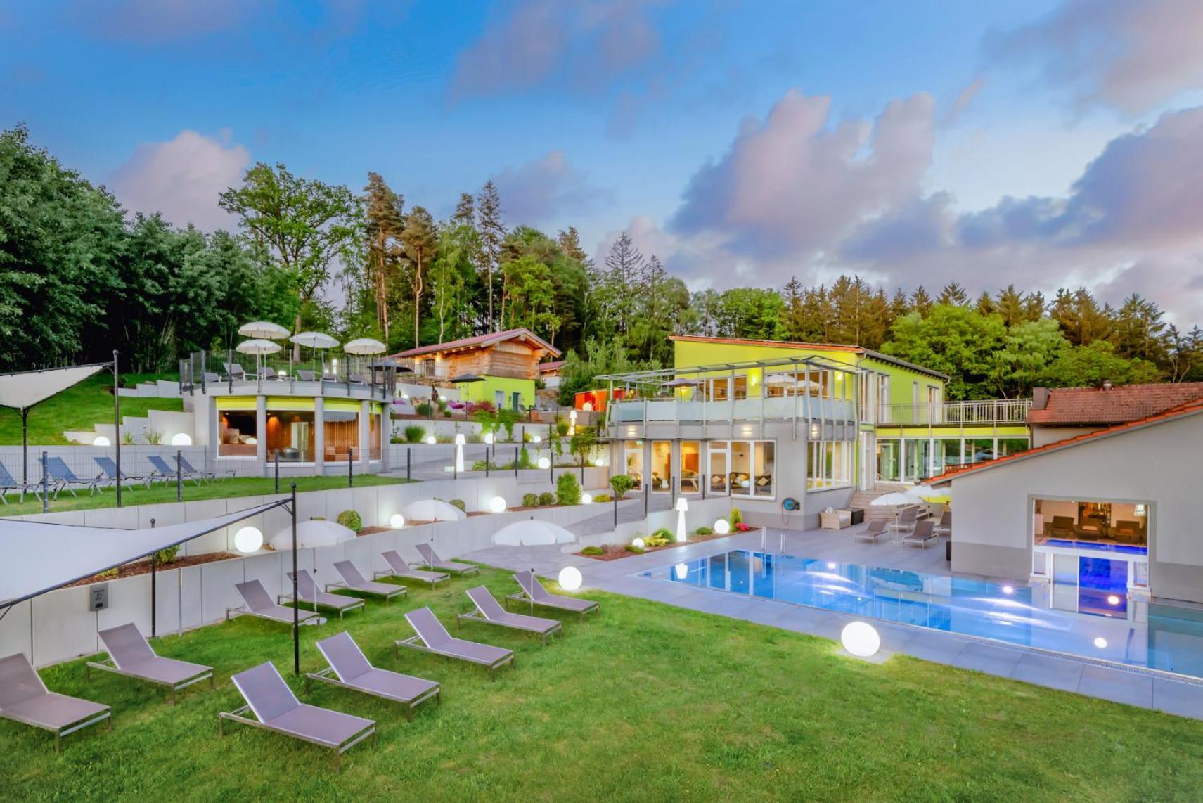 Hotel & Spa Reibener-Hof Konzell エクステリア 写真