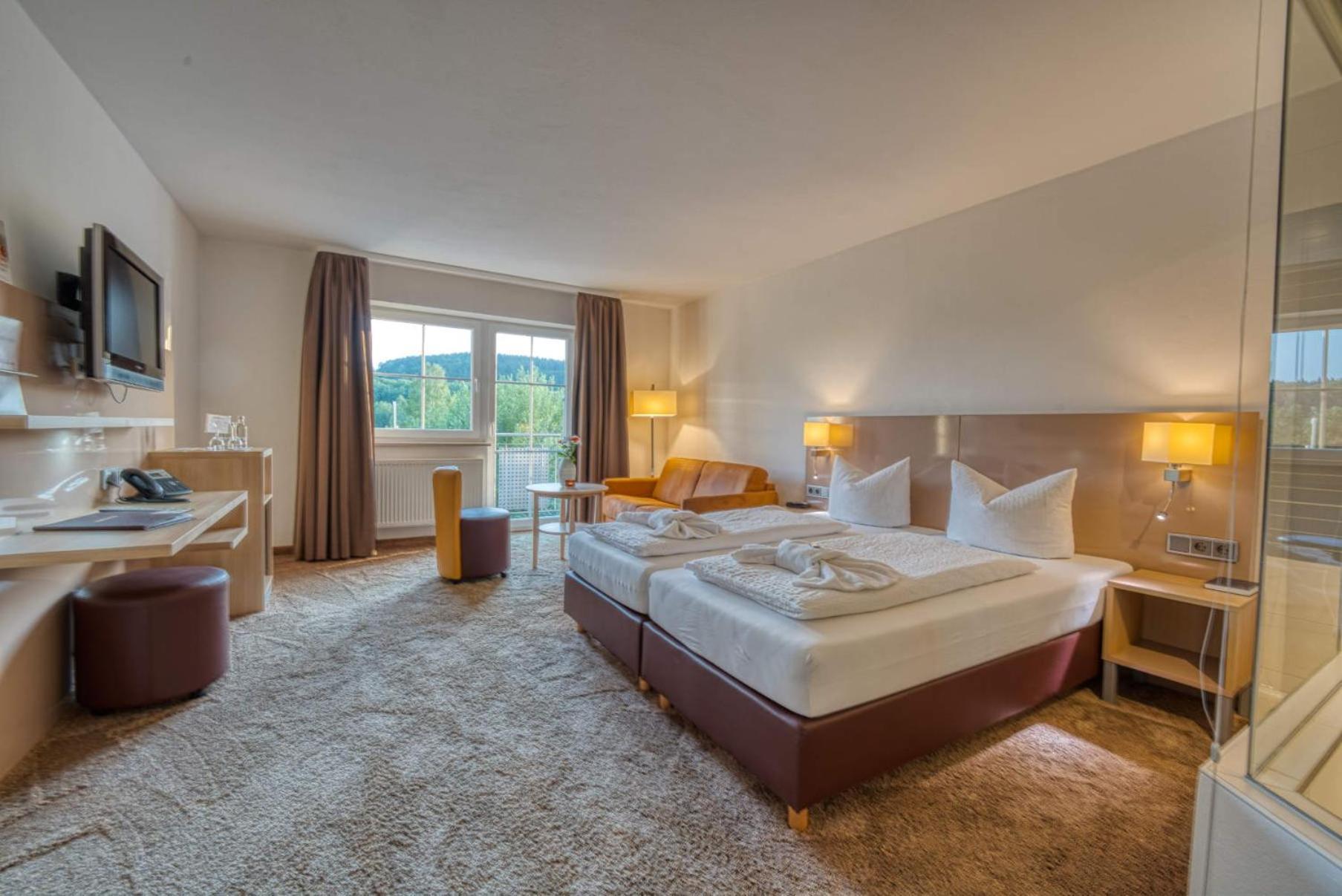 Hotel & Spa Reibener-Hof Konzell エクステリア 写真