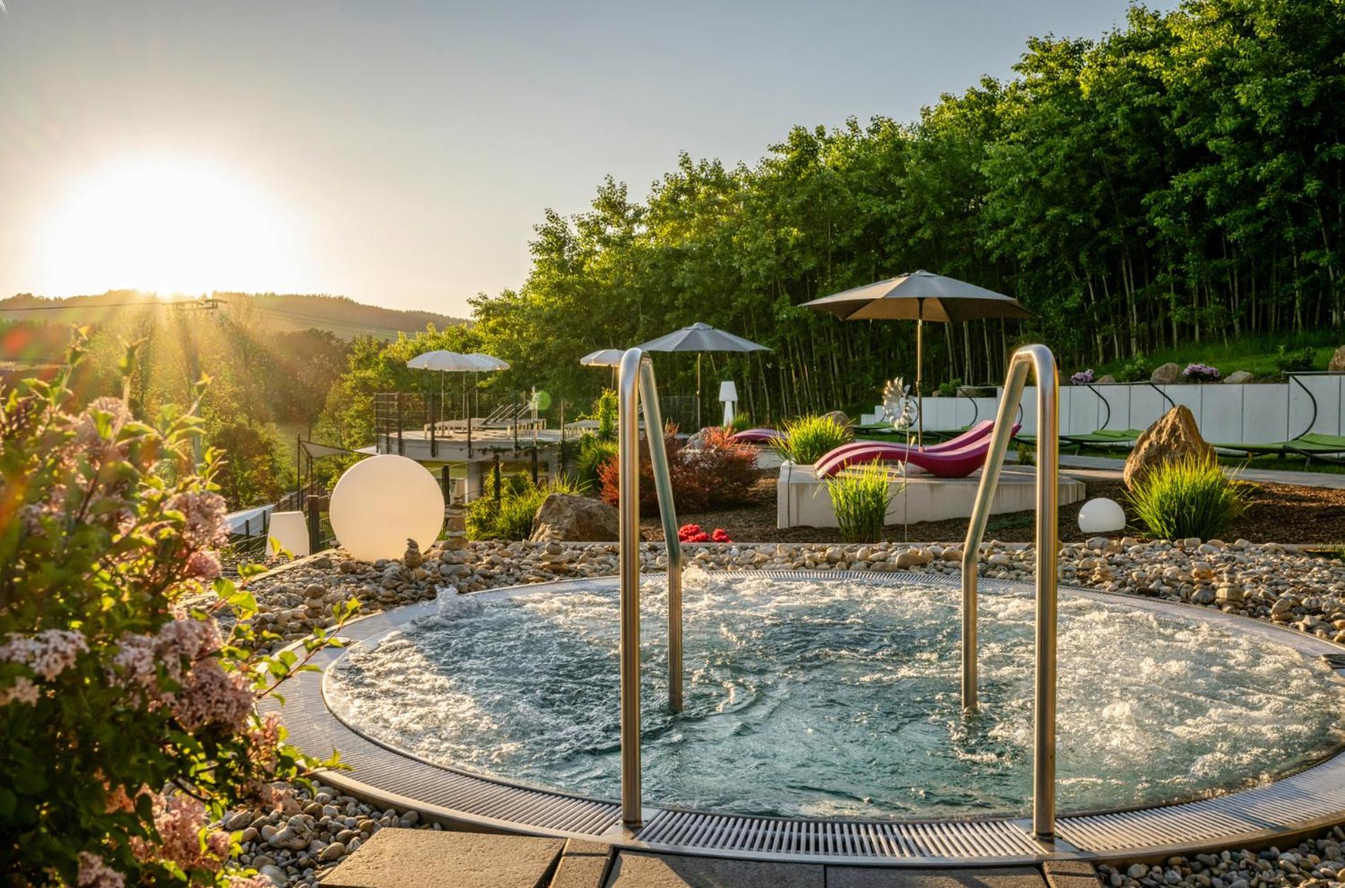Hotel & Spa Reibener-Hof Konzell エクステリア 写真
