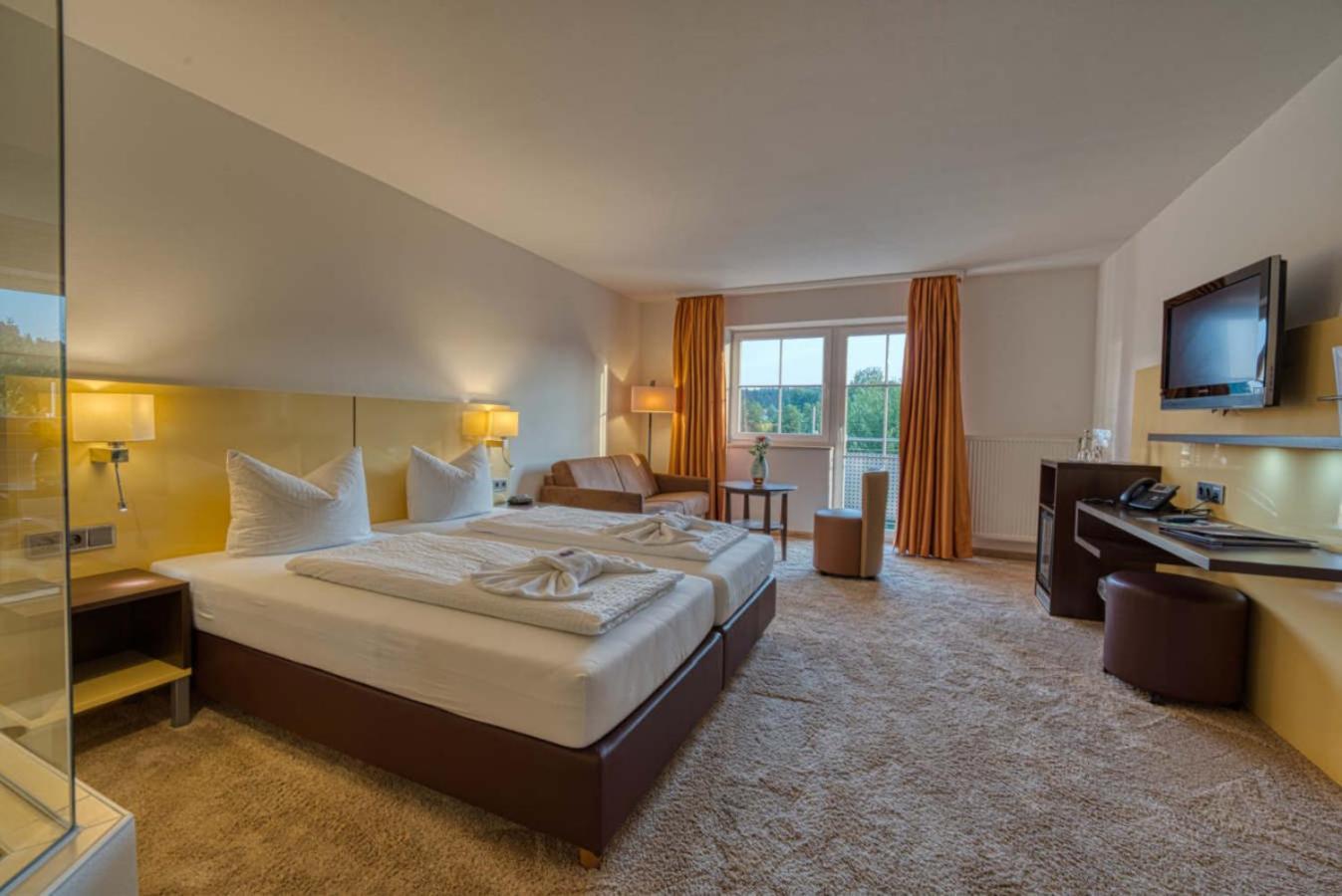 Hotel & Spa Reibener-Hof Konzell エクステリア 写真